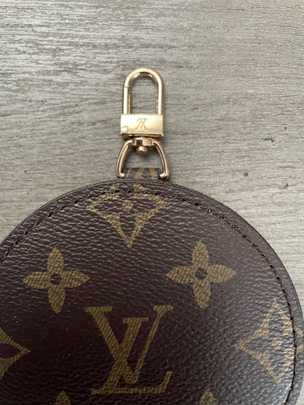 Brown Monogram Round Coin Purse Keychain Zip Pouch NWOT - Picture 2 of 5